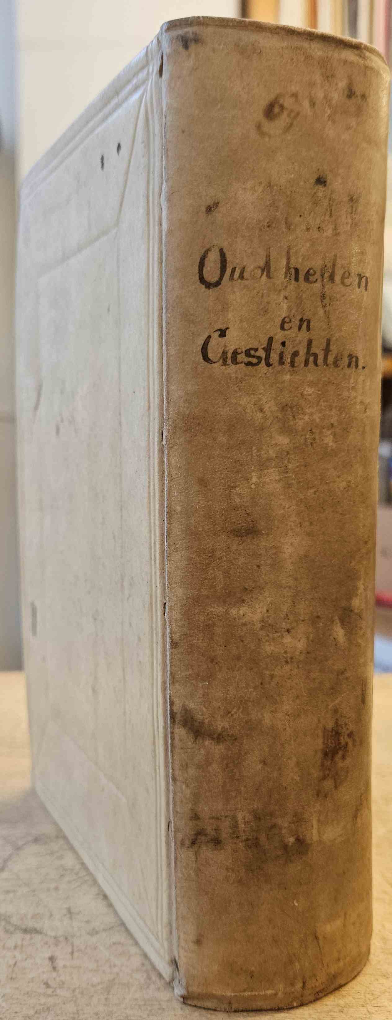 [Hugo van Rijn] & Gleintz, Jacobus JU.D. - Oudheden en gestichten van Groningen en Groningerland, Mitsgaders van het Land van Drent (...) Uyt het Latijn vertaald, en met aantekeningen opgehelderd, Door H.V.R. [Hugo van Rijn] + Beknopt kronikje van Groningen end Ommelanden, enz. Tzedert hare eerste geheugenisse tot op den Jare MDCCXXVI + Groningens stadhouder- en lieutenantschap, der hooftmannenkamer, Van eerster opkomste der Stad tot op deze tegenwoordigen tyd. Nevens eene lyste aller stadhouderen Zo van zyde der Spaansche als Vereenigde Staten In 't Latyn beschreven door Jacobus Gleintz J.U.D.