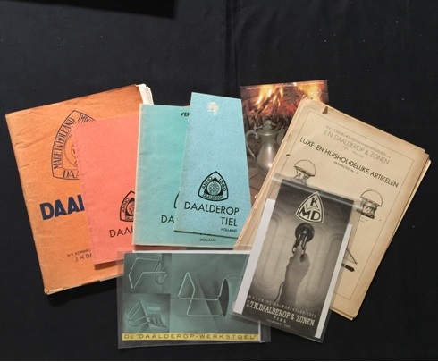 - V. Koninklijke Metaalwarenfabrieken vh. J.N. Daalderop & Zonen Tiel. - Daalderop. (collection)