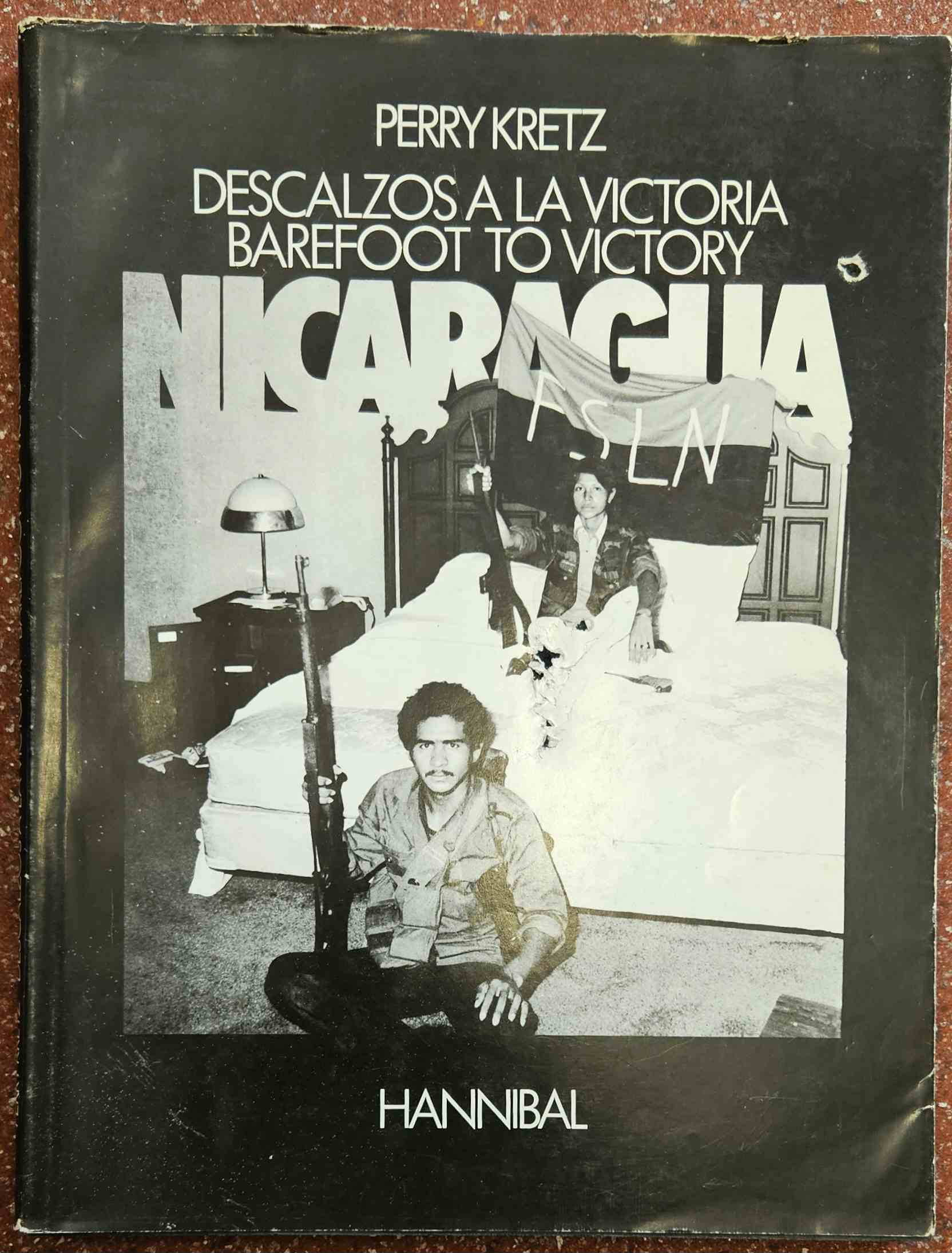 KRETZ, Perry - Descalzos a la Victoria / Barefoot to Victory